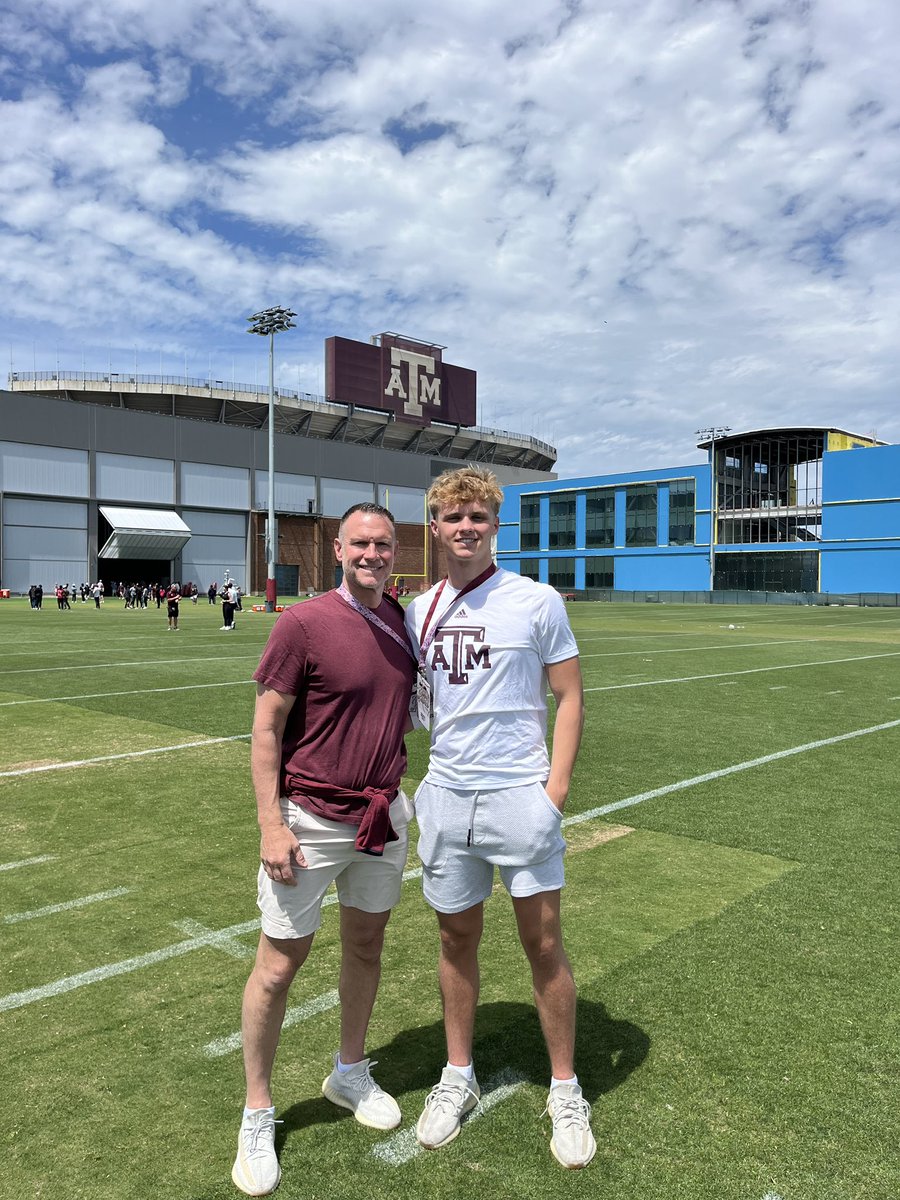 Had a great weekend @AggieFootball ! Thank you @Coach_Ellsworth for an awesome few days!! @EDGYTIM @GregSmithRivals @SWiltfong_ @AllenTrieu