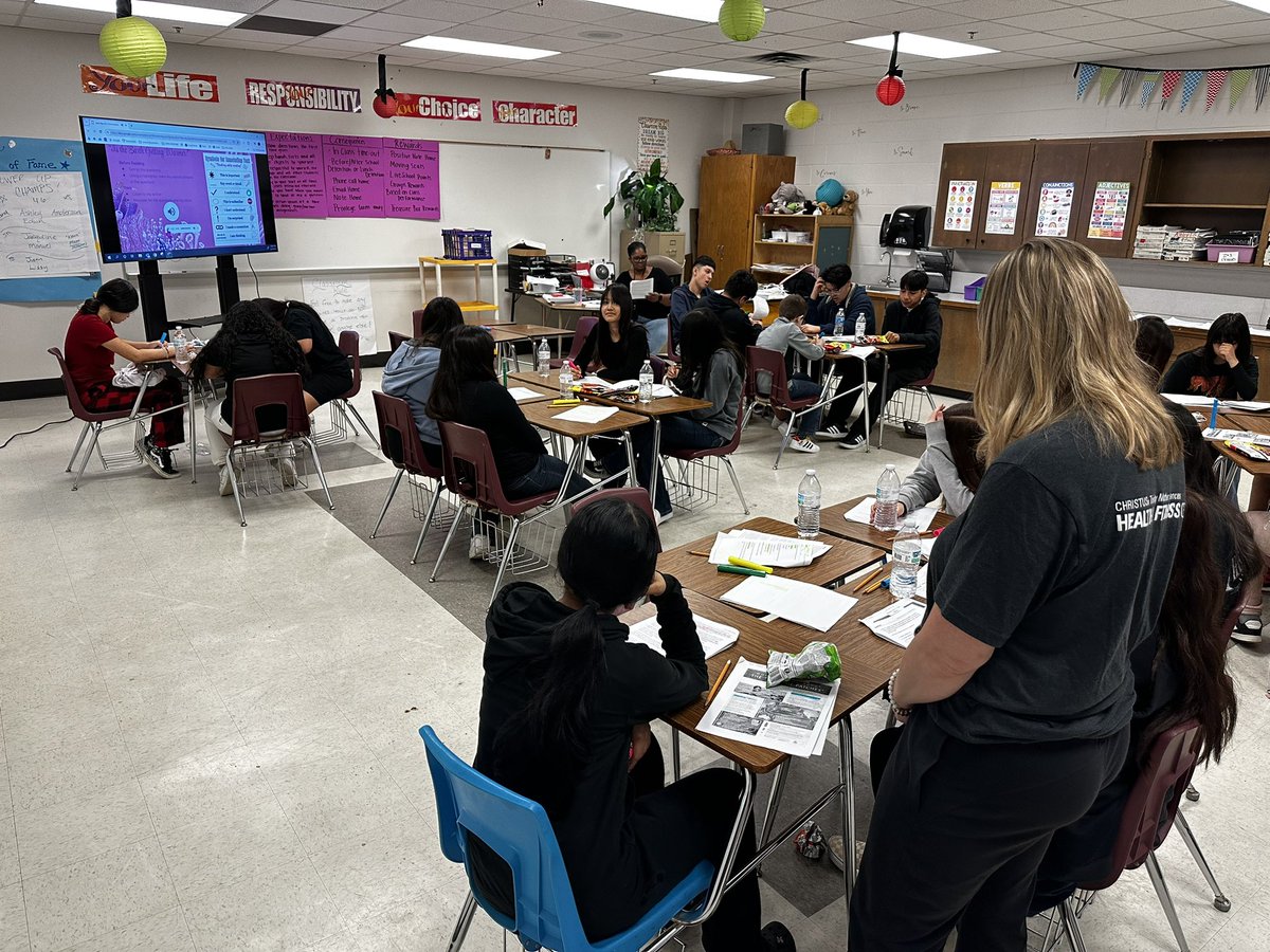 ms_tgat's tweet photo. Another awesome Sprint to STAAR Saturday! @Austin_Broncos RLA students are going to ROCK the exam on Tuesday!

@IrvingISD @cmauricio0821 @mrs_mbrooks @kristiwoodhouse @iInstructIrving https://t.co/KUv2EvK3jA