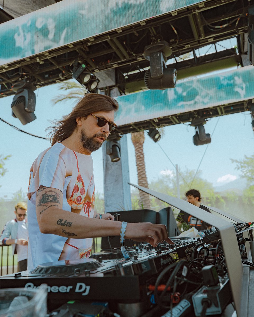 Things we need from @edbanger asap… - that hair routine - the Justice x @tameimpala mp3