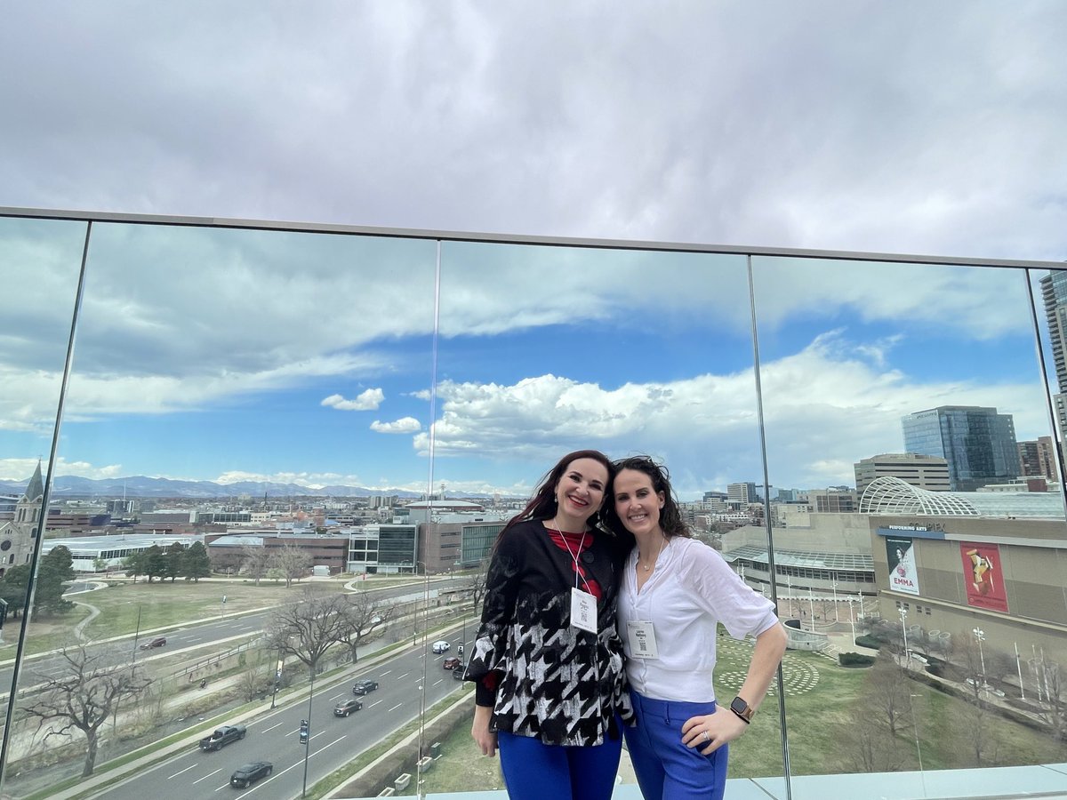 #Headache Team is at #AANAM! ⁦<a href="/NoheadachesNoah/">Noah Rosen</a>⁩ ⁦<a href="/JSico_MD/">Jason J. Sico, MD, FAHS, FAHA, FAAN, FACP, FANA</a>⁩ ⁦<a href="/LaurenNatbonyMD/">Lauren R. Natbony, MD, FAHS</a>⁩ ⁦<a href="/JenniferRobblee/">Jennifer Robblee MD</a>⁩ <a href="/kathleen_digre/">kathleen digre</a>⁩ ⁦<a href="/AANmember/">American Academy of Neurology</a>⁩ 💜⁦<a href="/ahsheadache/">American Headache Society</a>⁩ ⁦<a href="/WNGtweets/">Women Neurologists Group</a>⁩ ⁦⁦<a href="/miles4migraine/">Miles For Migraine</a>⁩