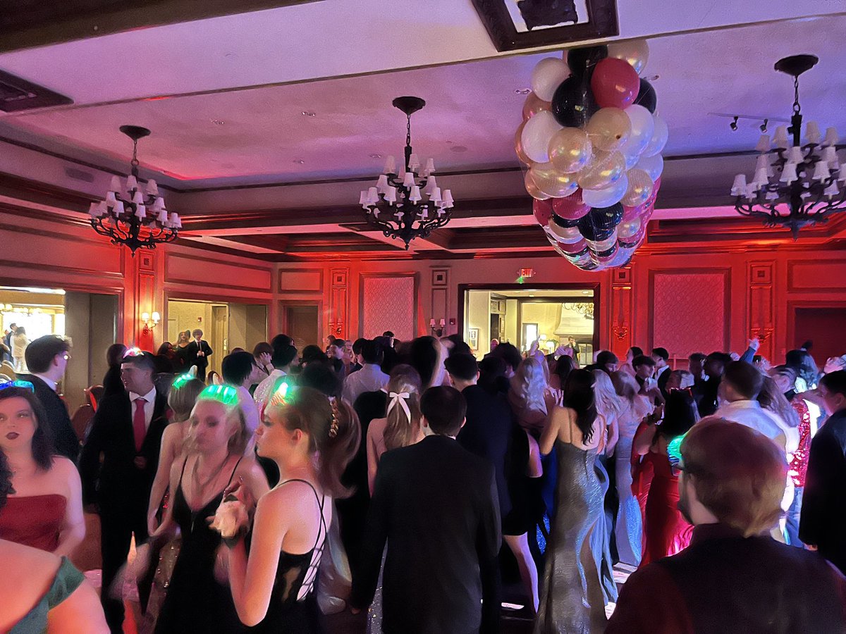 Prom 2024 is off to a great start! <a href="/DeerParkSchools/">Deer Park Schools</a>