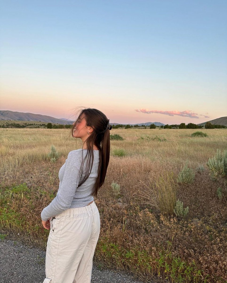 the sunset was pretty 🤍