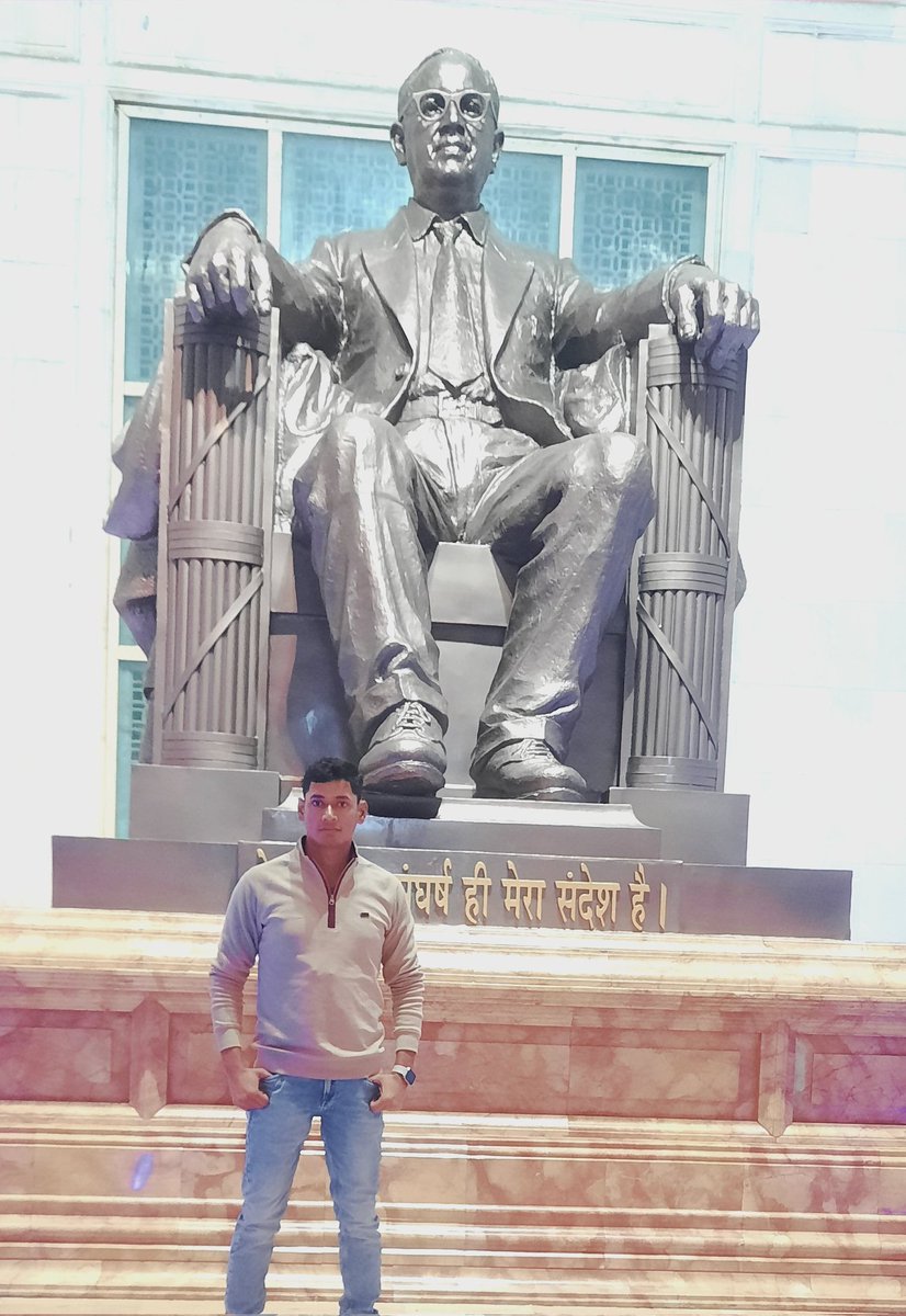 imChandra41's tweet photo. शिक्षित बनो, संगठित रहो, संघर्ष करो का संदेश देने वाले, संविधान के रचयिता, शोषितों वंचितों एवं महिलाओं के मुक्तिदाता, ज्ञान के प्रतीक विश्वरत्न डॉ॰ बाबासाहेब भीमराव अंबेडकर जी के जन्मोत्सव की आप सभी को हार्दिक शुभकामनाएँ। 🙏🙏🙏
*जय जय जय भीम*💪
#AmbedkarJayanti #BhimJayanti https://t.co/1G8Yf3fjPe