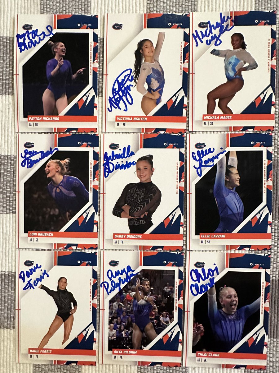 gator_cards's tweet photo. And thank you @onitathlete for all the cards I got signed. The athletes loved them! https://t.co/g4vrXogIzF
