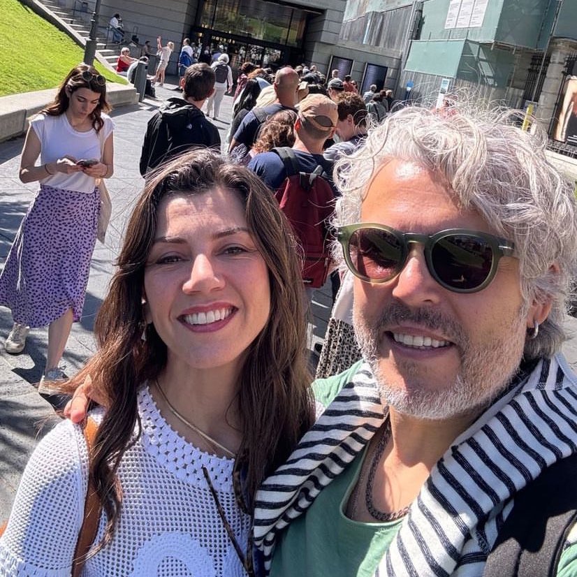 Amo eles turistando e vivendo uma mini lua de mel em Madri 
Meu amor com o amor dela 🥹🫠🤍