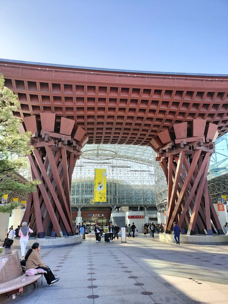 nknktkn's tweet photo. 今日から金沢市民
遊んでください〜 https://t.co/LZDYMa18wk