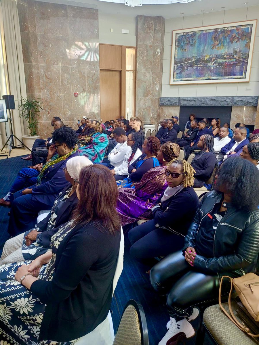 UKWELITIMES's tweet photo. Today , The Tennessee Rwandan community abroad with the University of Tennessee/Knoxville  , Friends of Rwanda 🇷🇼🇺🇸commemorates the 30th commemoration of the 1994 Genocide against the Tutsi in Rwanda.

@UKWELITIMES https://t.co/735sPp2YKa