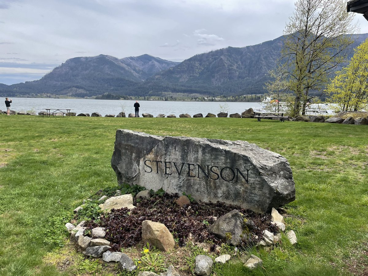 Enjoying the Pacific Northwest Pawn Conference in Stevenson, Washington!