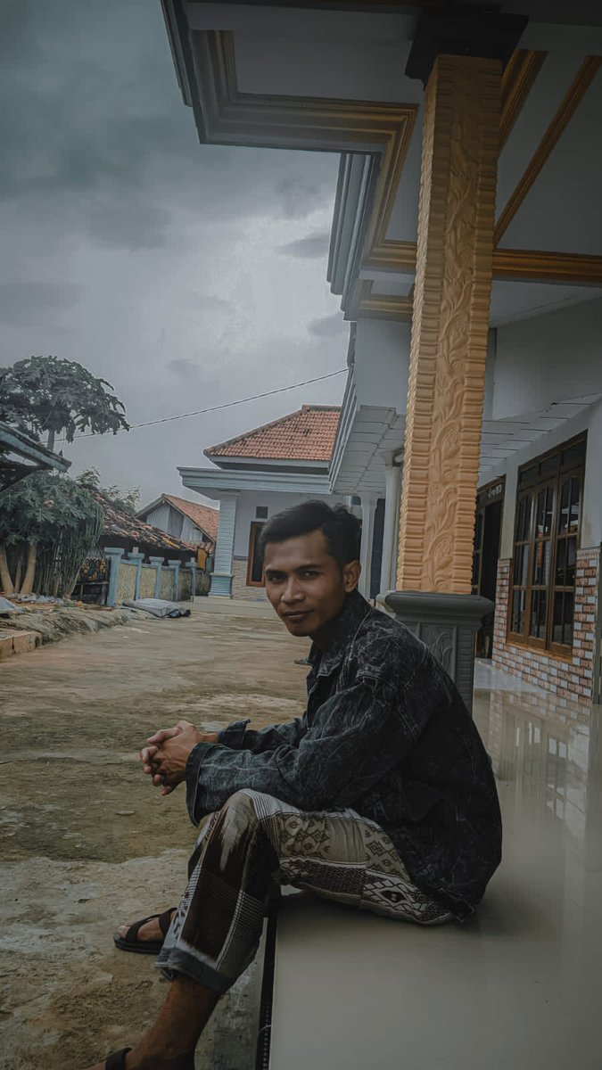 RizalSaLSa1's tweet photo. لا تلم الناس لأنهم خيبوا أملك بل لم نفسك لأنك توقعت منهم الكثير

۱۲ jangan salahkan manusia karena mereka mengecewakan harapanmu, tapi salahkan dirimu karena telah berharap lebih kepada mereka" https://t.co/GY3ZZYl8oz