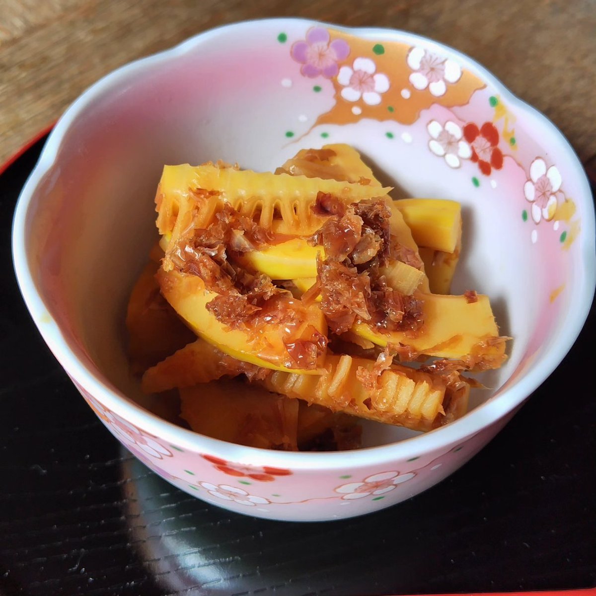0926_flower's tweet photo. たけのこの梅かつお和え

たけのこの土佐煮

 #初物  #たけのこ https://t.co/8MFusL4Ilg