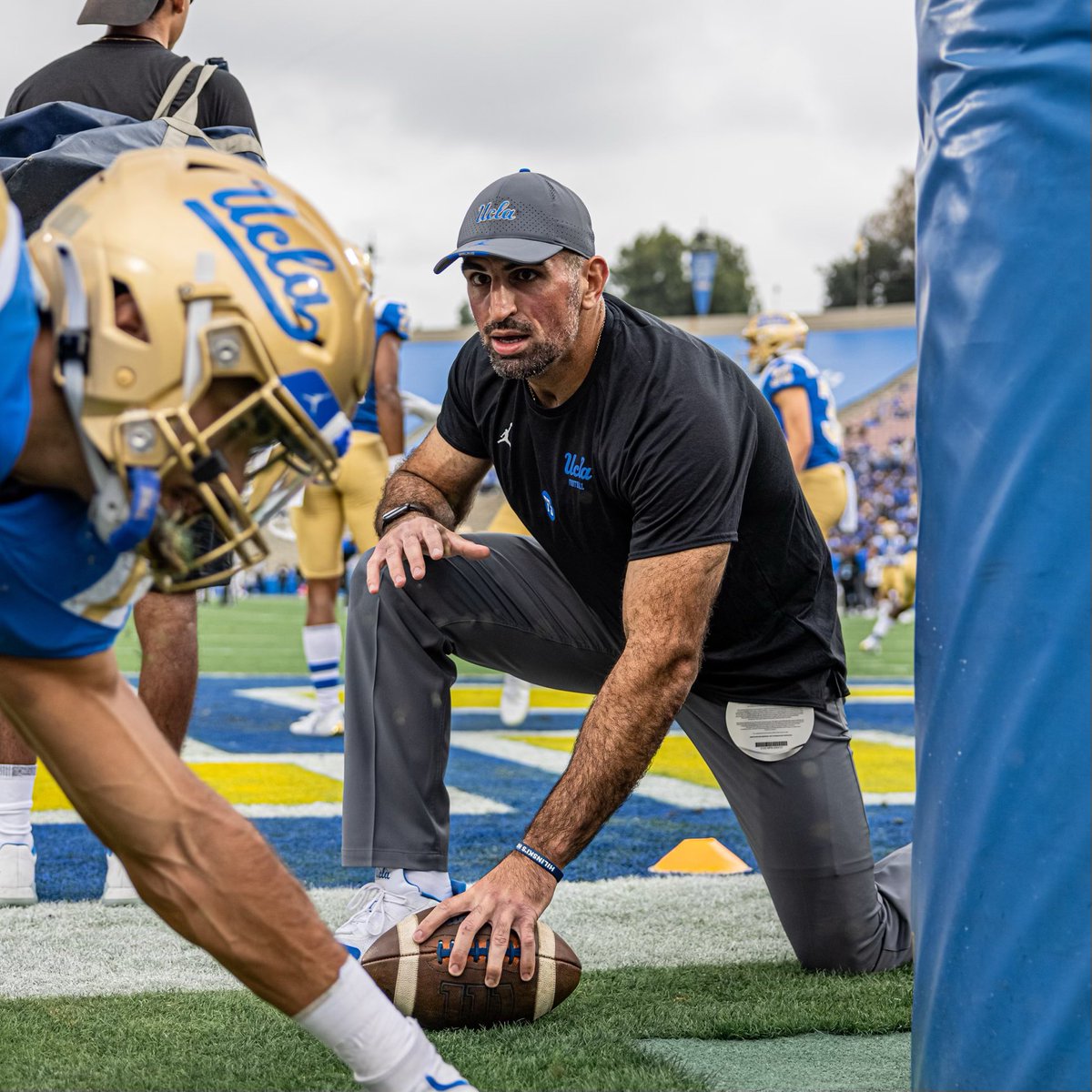 Excited to be back home in LA serving @UCLAFootball & my guy @DeShaunFoster26 ! #DRE #InFosWeTrust #GoBruins