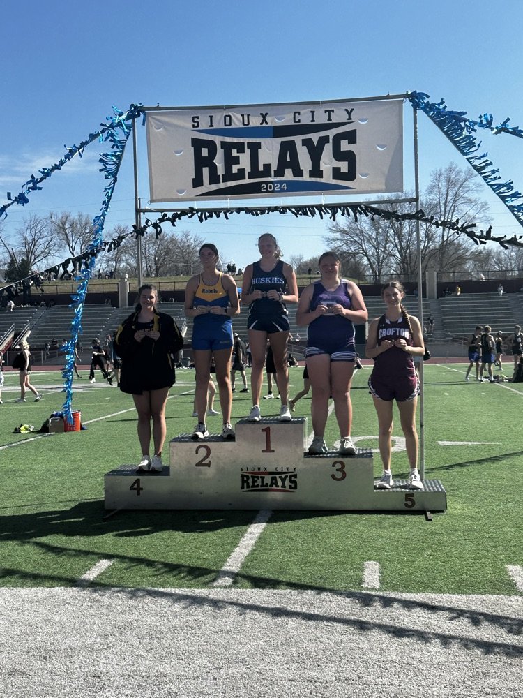 CroftonWarriors's tweet photo. Congratulations Caitlin! She placed 5th in discus at the Sioux City Relays today with a new All-Time Personal Record of 119-01! Great job! We are proud of you! https://t.co/L9qeVWhVCR