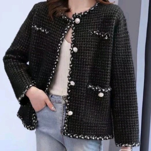 ShopeeSpillCute's tweet image. Pretty Blazer / Outer 🥀

— a thread