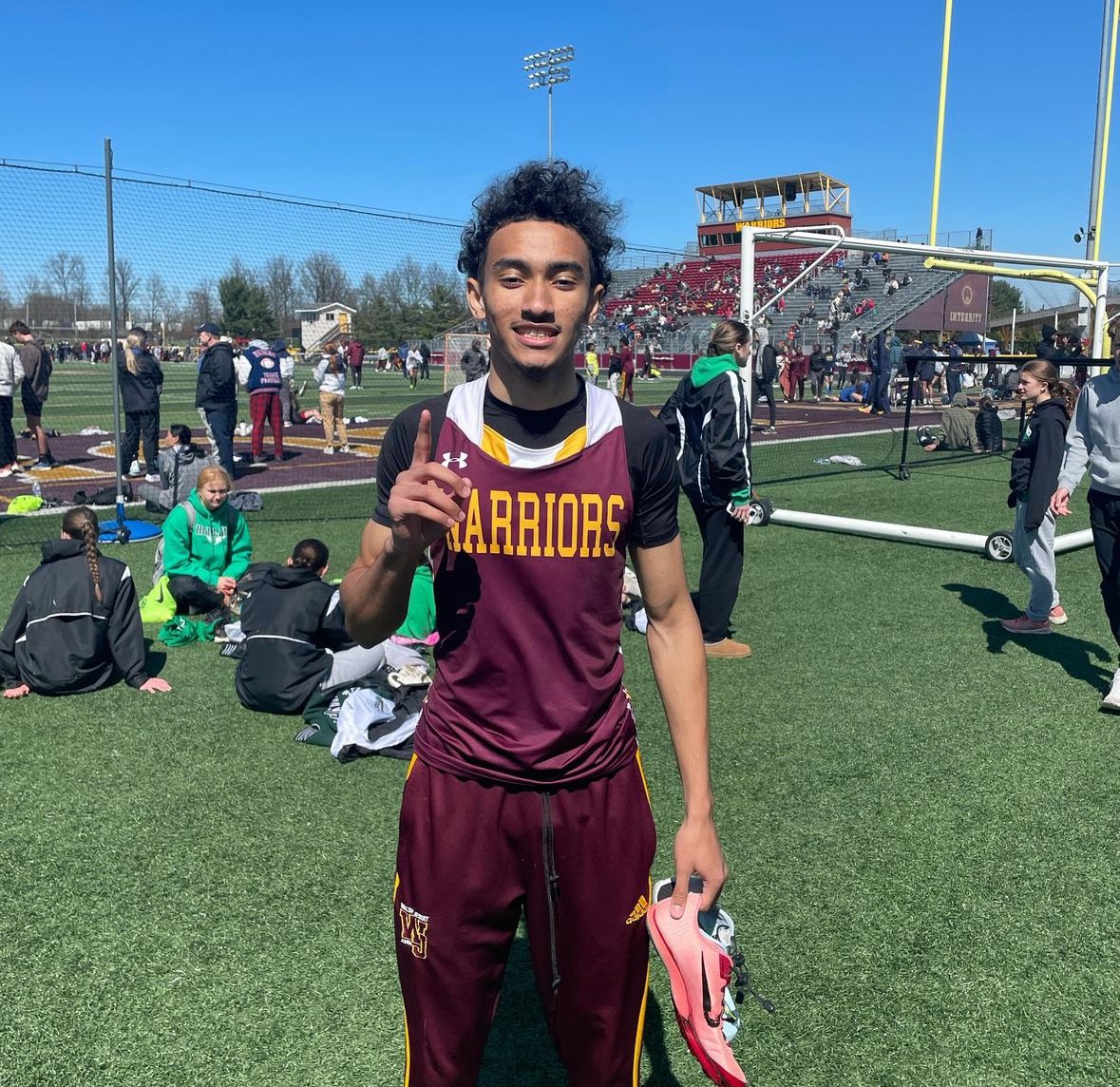BREAKING NEWS! Senior Drew Fouche with a new Walsh Jesuit 400m School Record at today's Hasenstab Warrior Relays! Drew sprinted a 48.97 to best Steve Fitzhugh’s ‘81 49.00 that has stood for 43 years! Congratulations Drew! @WJ_Track_Field