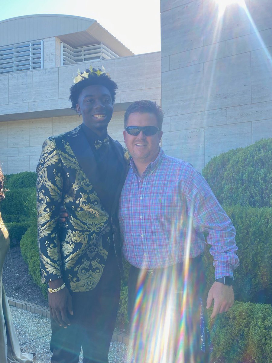 Coach Justin Jones tweet media