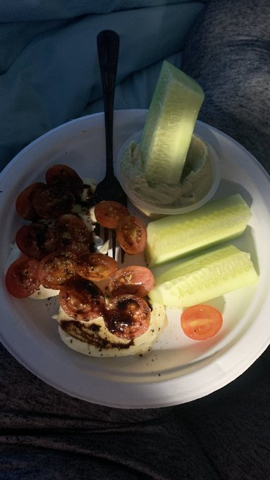 Dinner! https://t.co/yMgoHPK9mN<a href="/tag/motherlove"class="tags"><span>#motherlove</span></a>