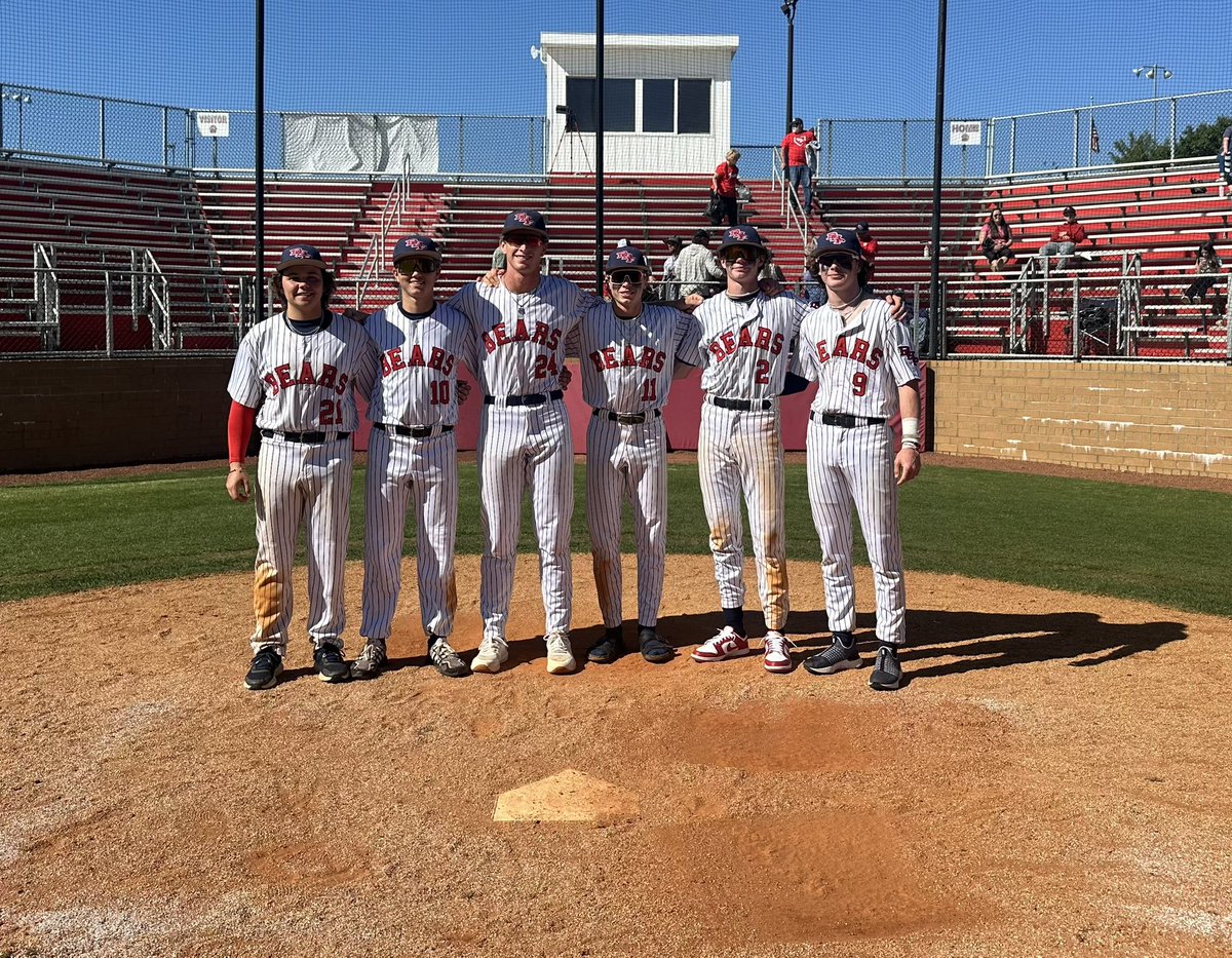 Bears win on senior day! @_ethanmcelveen gets the win on the mound and @blainejennings6 earned the save. @TyeKelly23 and @mcgaha_lane had 3 hits, Tye and Blaine each scored 3 runs with @LukeBabb3 adding 2 hits and 2 runs. Bears return to region play Tuesday at Wren.