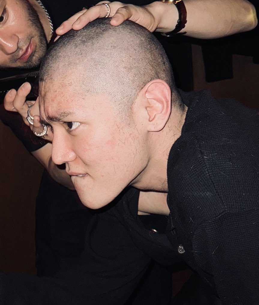 nunca pensé que iba a decir esto pero estoy enamorada de un PELADO