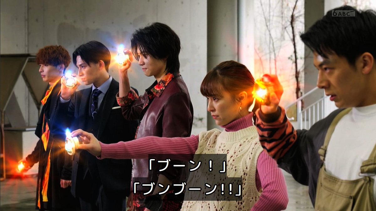 xtenpest_lx's tweet photo. #nitiasa
#ブンブンジャー 
ブンブンジャーが全員揃うまで→7話

キングオージャーが全員揃うまで→5話

ドンブラザーズが全員揃うまで→44話

ゼンカイジャーが全員揃うまで→4話 https://t.co/hUTg3CceBd