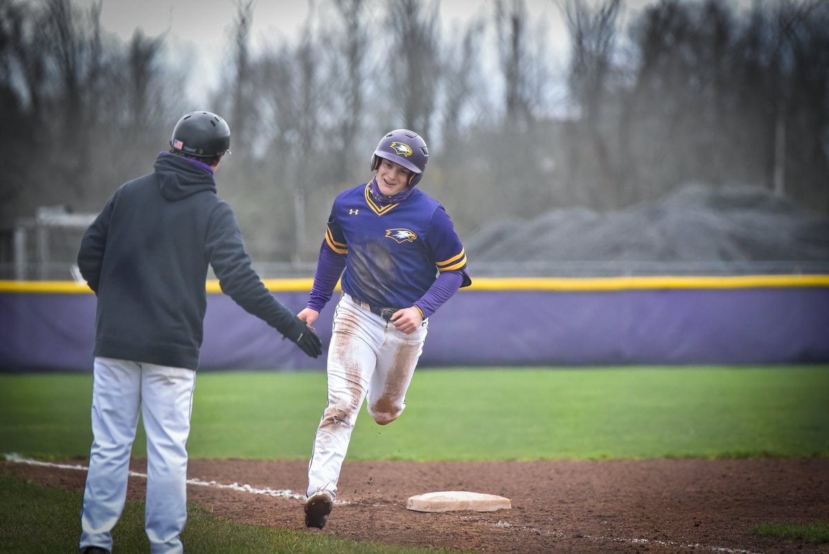 The Cold Never Bothered Us Anyway 🥶

The @elmirabaseball offense was on 🔥 today with 4 home runs, 2 triples, and 2 doubles against Houghton!

#TogetherWeFly #FightOn4EC #ElmiraProud
