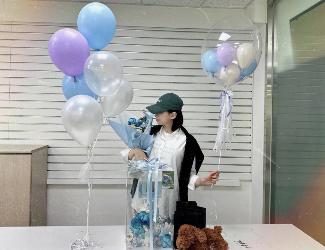 BakeP6's tweet photo. @nugunews1 Thank You🤍💙🩵
⚘️생일축하해⚘️  
♡Happy Birthday♡
お誕生日おめでとう🎉❣️
#HappyYurimDay
#3YE #써드아이 #Yurim 
https://t.co/6hkmTG5vJN https://t.co/tNp9QzgKW1
