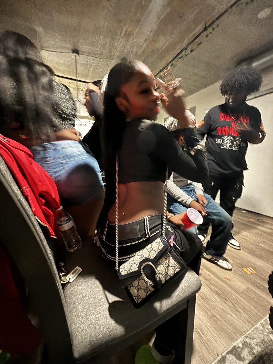 tyteee_'s tweet photo. Fuck my babydad💯💯💯💯💯💯💯💯 https://t.co/p98Bk6K576