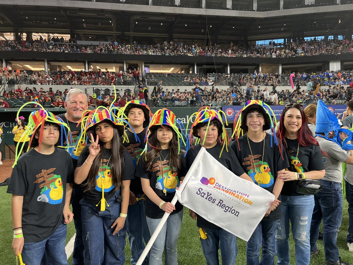 Check out @WEClarke_MS representing SaYes in @WeAreTexasDI Parade of Regions at #LSF2024. So proud of all our teams!