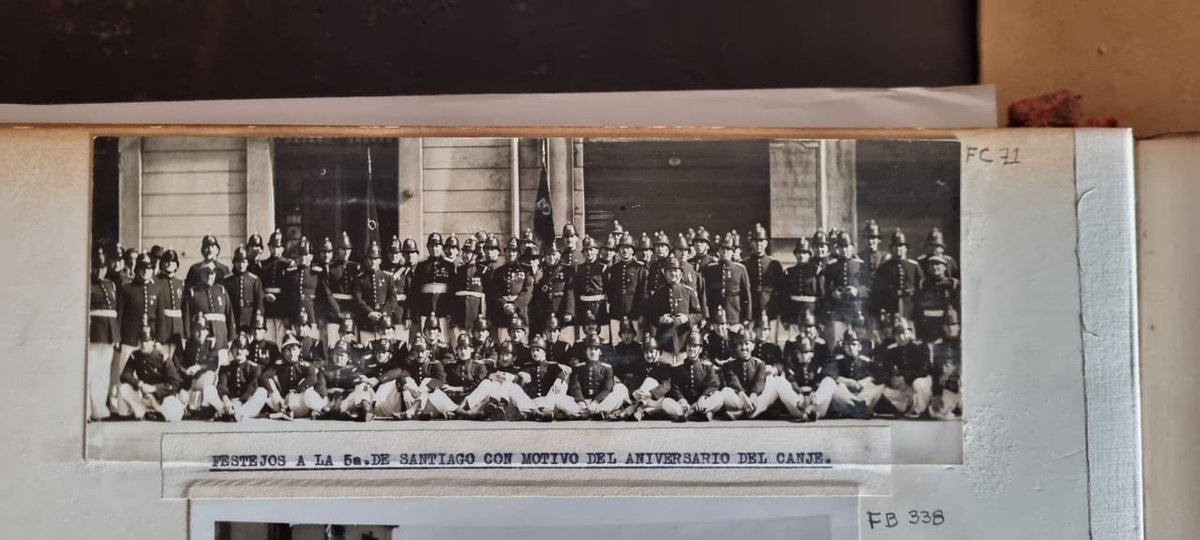 bombaquinta's tweet photo. Hoy se cumplen 135 años del canje de amistad que tenemos con la @TerceraValpso siendo este el único canje que tenemos.
Un abrazo a todos los Tercerinos, que nuestra amistad siga siendo fraterna y profunda y como ya saben Nataniel Cox es su casa.

¡Firme la Quinta! https://t.co/JfPtfPEG2Y