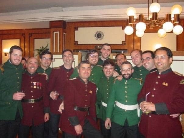 bombaquinta's tweet photo. Hoy se cumplen 135 años del canje de amistad que tenemos con la @TerceraValpso siendo este el único canje que tenemos.
Un abrazo a todos los Tercerinos, que nuestra amistad siga siendo fraterna y profunda y como ya saben Nataniel Cox es su casa.

¡Firme la Quinta! https://t.co/JfPtfPEG2Y
