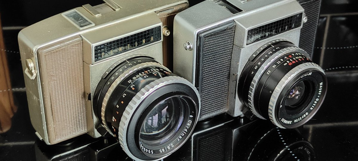 ShayNicol23's tweet image. A pair of #pentacon #pentinas. Never realised they did a gold version. They are not stealth like either with mirror clack that could wake a small city and a left handed shutter button. The #carlzeiss #jena #cardinar is a rare lens in this mount.