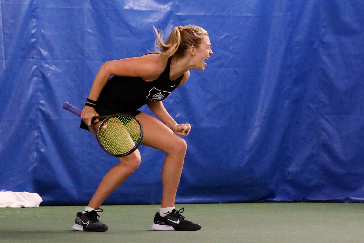 MontanaGrizWTEN's tweet photo. 𝑭𝒊𝒓𝒔𝒕 𝒑𝒍𝒂𝒄𝒆 𝒇𝒂𝒄𝒆𝒔 😄

The Griz can clinch at least a share of the Big Sky regular season championship on Sunday against Idaho State at 2pm! 

#GoGriz #GrizWTEN https://t.co/kmAo2V6hkq