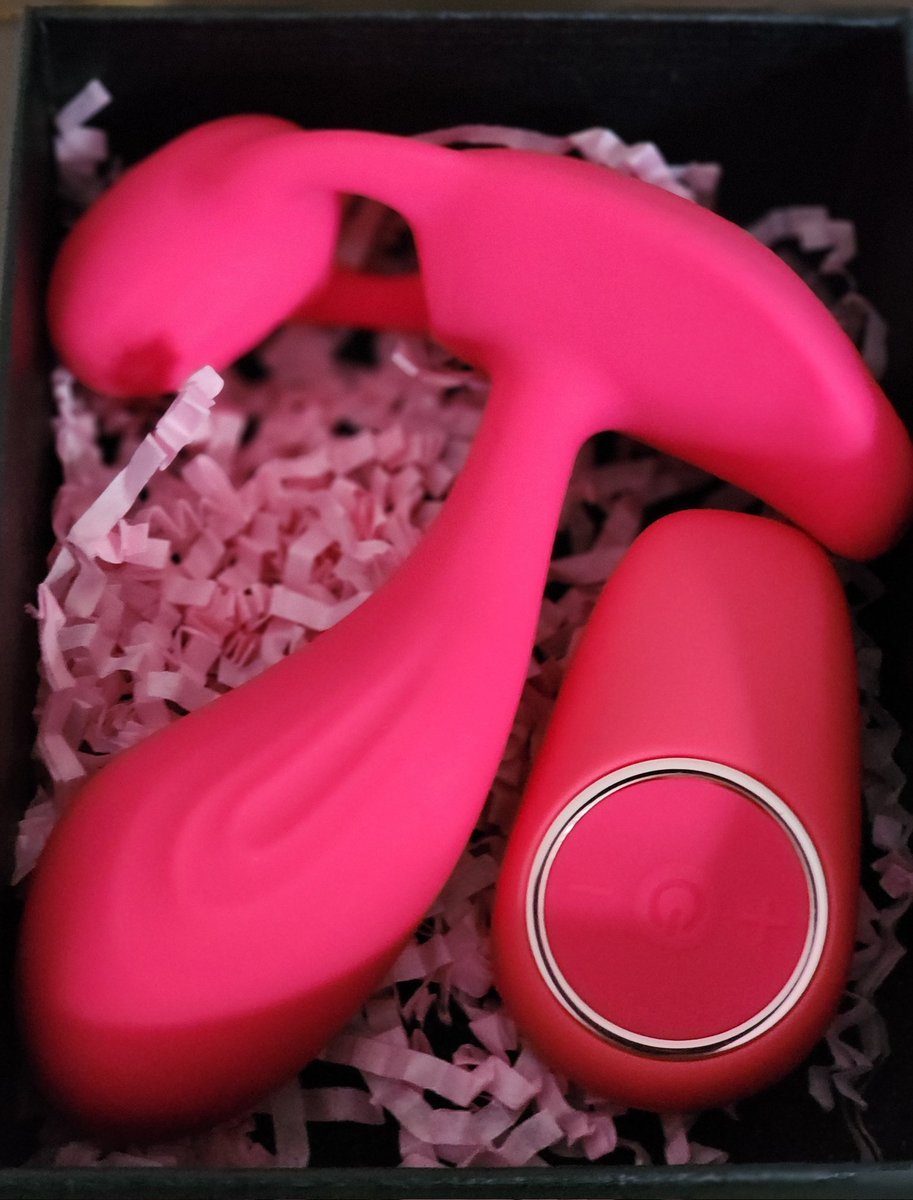 AphrodyteeL's tweet photo. Who's Controlling The App Today?
Actively Selling And All Charged Up!
#Activelyselling #buyingcontent #sellingcontent #Sessions #bundles #milf #cumslut #nudes #milkmaid #drainyourballs #nsfwtwt #needanut #cashapp #paypal #lovespouse #appcontrolledtoy #playful https://t.co/RJyLEkLBBp