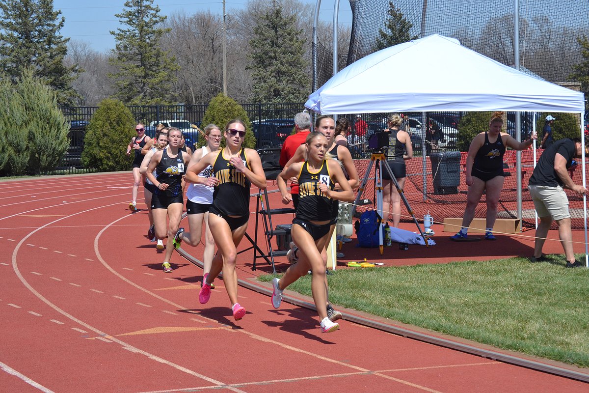 .@WSCXCTF women post solid effort at South Dakota Challenge. #PlayforthePaw wscwildcats.com/news/2024/4/13…