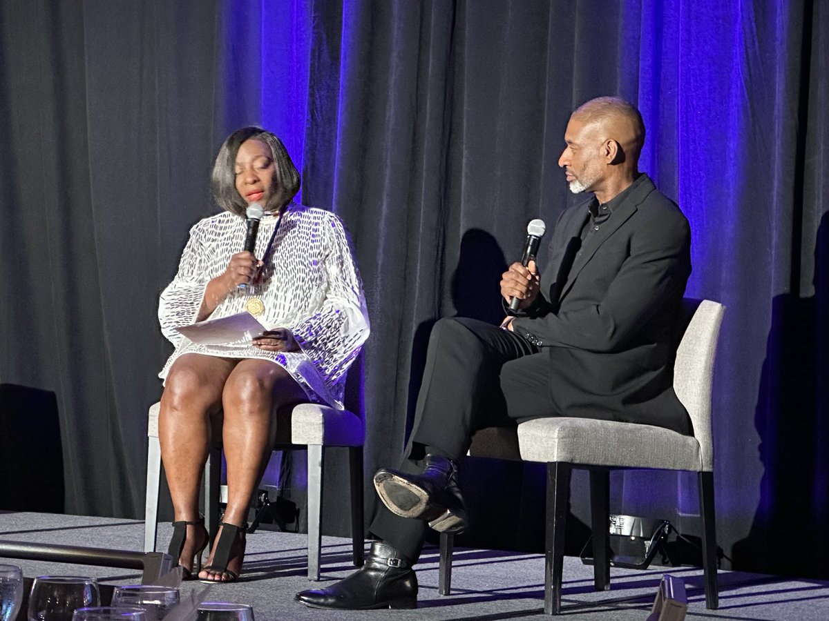 ⁦@NationalMedAssn⁩ president ⁦@YlawMD⁩ speaks with Mr Charles Blow #thedevilyouknow