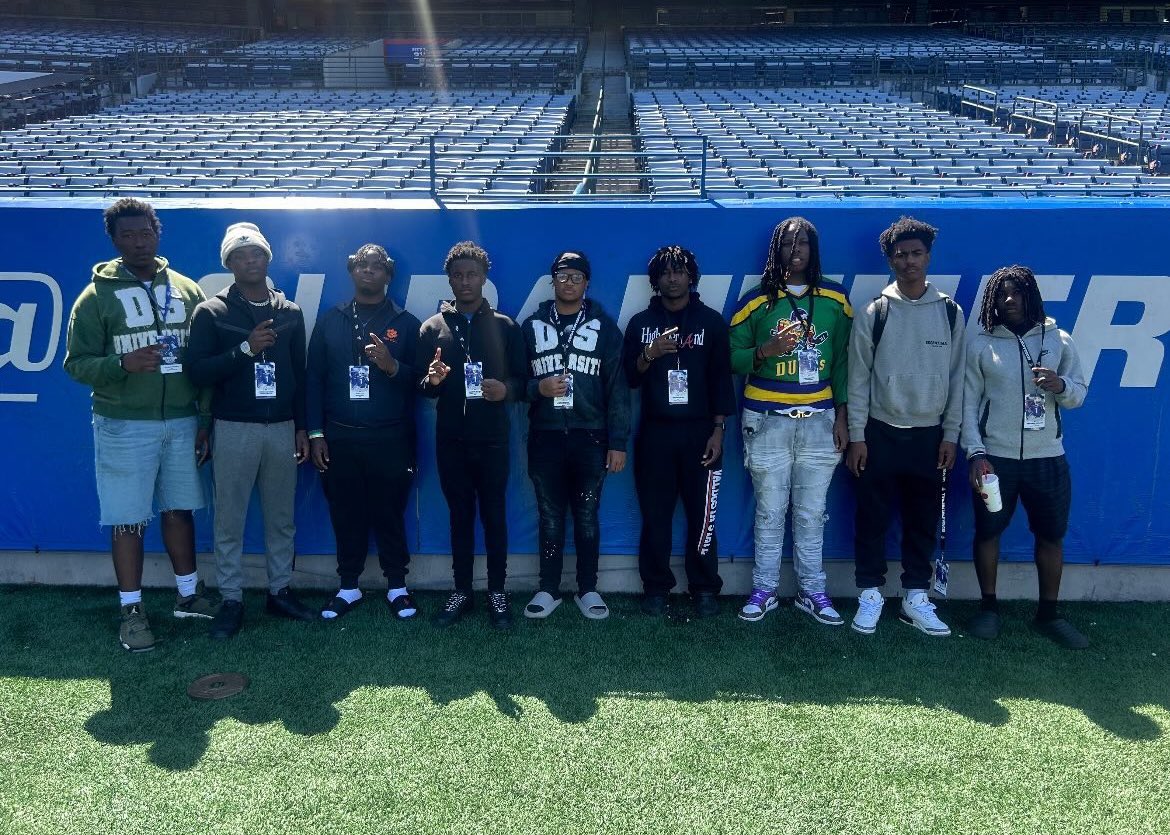 I had a great time at the Georgia State University spring game yesterday, looking forward to more opportunities to network ⚪️🔵 @DellMcGee @zachary4beckton @hcbcg_jadams @MMHSFB @SUMOROBINSON @CoachK_TSP @SwintClayton @TankHighDemand @RecruitGeorgia @GeorgiaStateFB