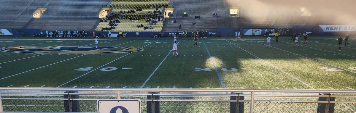 Watched @KentStSoccer vs @hurstwsoc spring match today after an awesome ID camp held by Kent State!! Thanks for having me, absolutely love coming here and being coached by Coach Marinaro & Coach Rocky. @NationalsGA @GAcademyLeague @ImYouthSoccer @CoachDR7 @pkepler2…