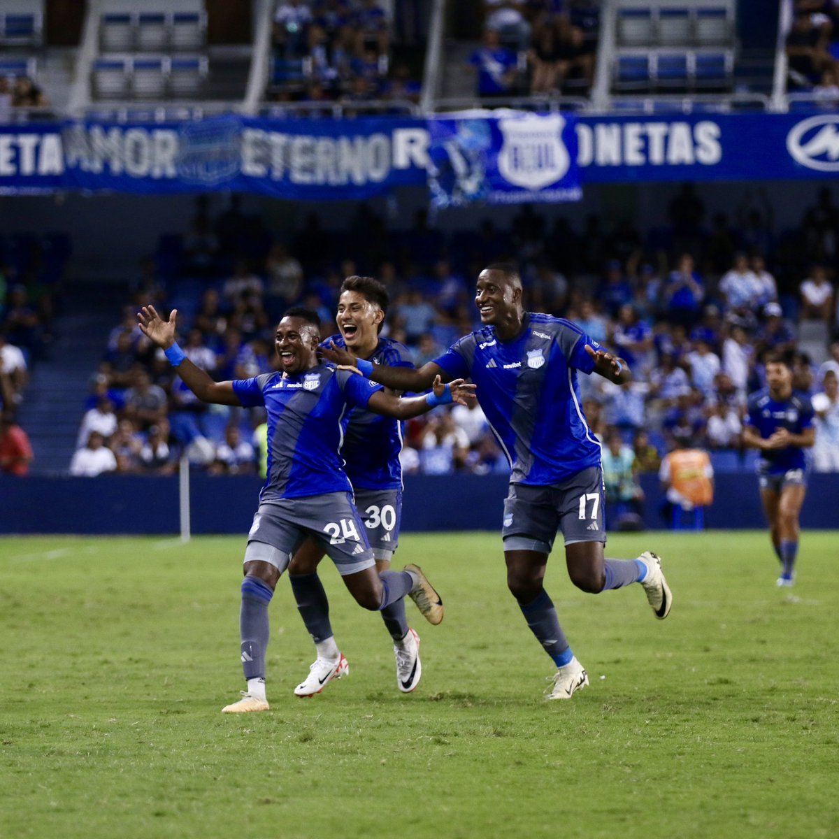 Emelec_PSF's tweet photo. 🤩𝗚𝗔𝗡𝗢𝗢𝗢𝗢𝗢𝗢𝗢𝗢𝗢𝗢𝗢𝗢𝗢𝗢𝗢𝗢𝗢𝗢𝗢𝗢𝗢𝗢𝗢𝗢𝗢𝗢𝗢 𝗘𝗟 #𝗕𝗢𝗠𝗕𝗜𝗟𝗟𝗢 ⚡ 😎

🔝 LOS GOLES FUERON ANOTADOS POR:
⚽Jaime Ayovi
⚽️Bryan Carabali 

#CSE 2 🆚 0 #CumbayáFC

#PorEmelec 🤜🏻🤛🏻⚡ https://t.co/ZQ2NstU9iy