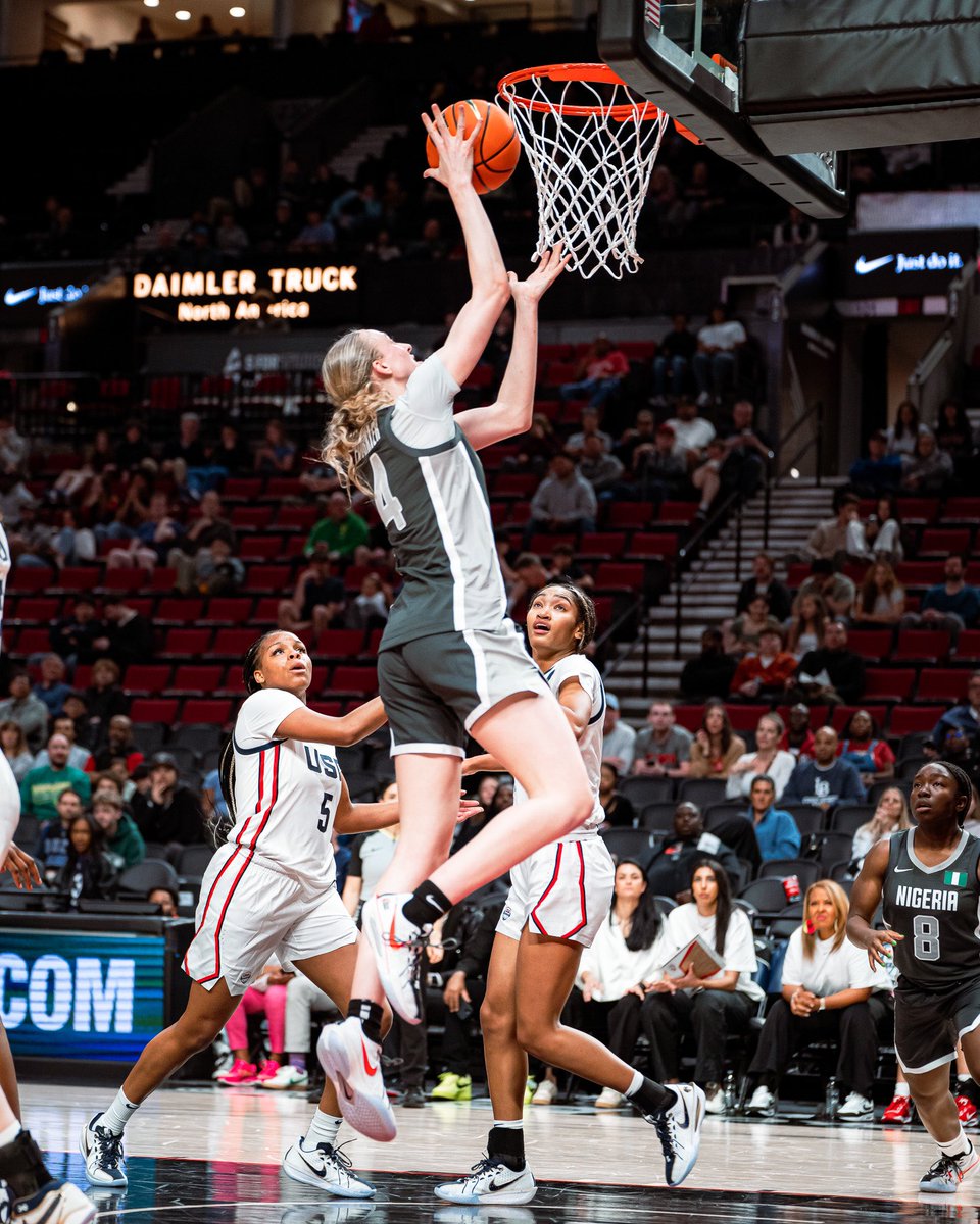 Halftime views 📸 Avery Howell leading the way for Team World with 12 points #NikeHoopSummit