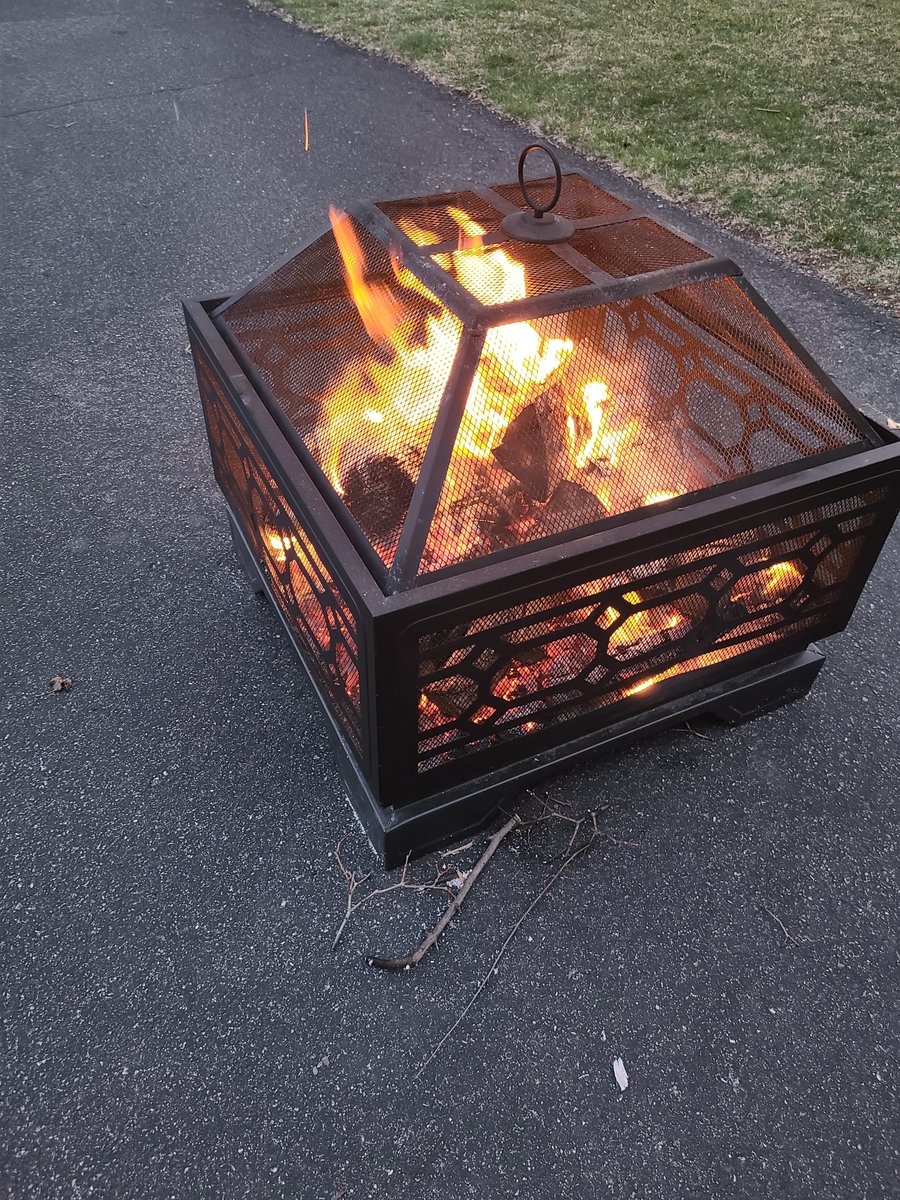 First firepit of the 2024 summer season! 🔥🥳