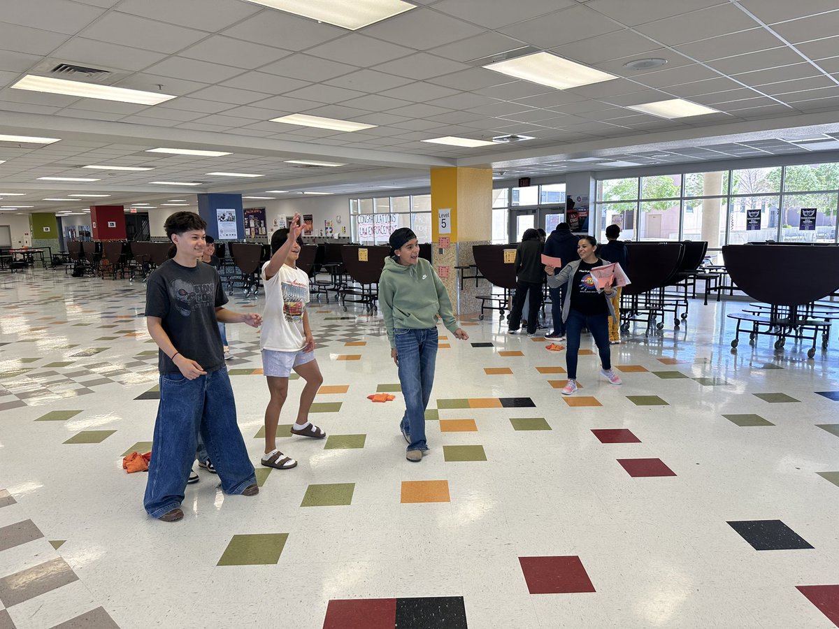 Mr. Desi Gonzales (@desigo13) on Twitter photo ๐งฌ Leveling up! Students worked in teams to get to the next level of the Biology Blitz Review while having a little bit of fun ๐ ๐ง ๐งฉ
#inittowinit๐๐ฝ
<a href="/bhenderson_EHS/">๐๐ฎ๐ฝ๐ฝ๐ ๐๐ฎ๐ท๐ญ๐ฎ๐ป๐ผ๐ธ๐ท</a> ๐
<a href="/AAvila_EHS/">Annette Avila</a> ๐
<a href="/lmccray_EHS/">Lorraine McCray</a> ๐
<a href="/EJAC0BO/">Elizabeth Jacobo</a> ๐
<a href="/MrsHavlickEHS/">Stefanie Havlick</a> ๐
<a href="/Eastlake_HS/">Gilbert R . Martinez</a> ๐ ๐งฌ Leveling up! Students worked in teams to get to the next level of the Biology Blitz Review while having a little bit of fun ๐ ๐ง ๐งฉ
#inittowinit๐๐ฝ
<a href="/bhenderson_EHS/">๐๐ฎ๐ฝ๐ฝ๐ ๐๐ฎ๐ท๐ญ๐ฎ๐ป๐ผ๐ธ๐ท</a> ๐
<a href="/AAvila_EHS/">Annette Avila</a> ๐
<a href="/lmccray_EHS/">Lorraine McCray</a> ๐
<a href="/EJAC0BO/">Elizabeth Jacobo</a> ๐
<a href="/MrsHavlickEHS/">Stefanie Havlick</a> ๐
<a href="/Eastlake_HS/">Gilbert R . Martinez</a> ๐