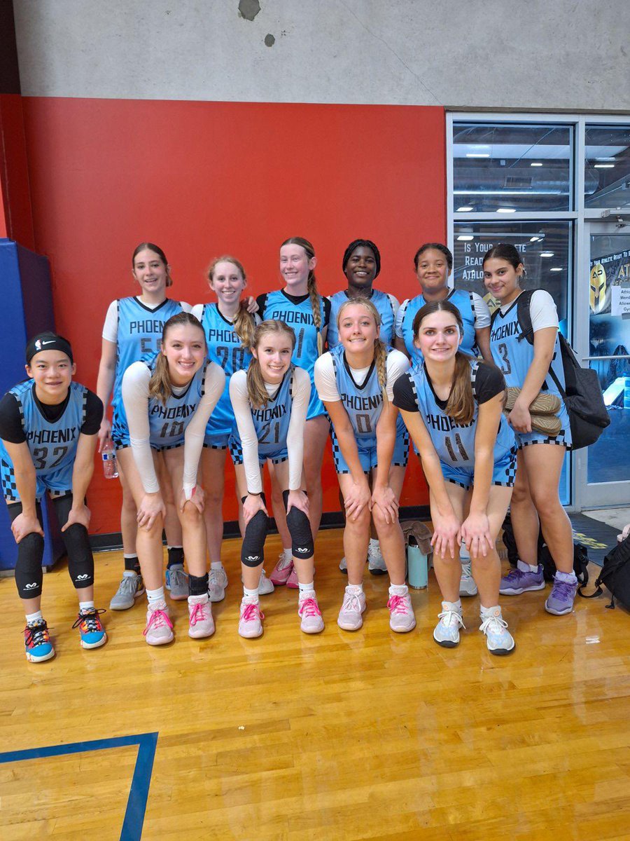 phoenixselect's tweet photo. Phoenix Gold 16U went 3-0 to win extra tournament today! Kids from @RRockWBB @JHSLadyCougars @RouseGirlsBball @CPLadyWolves Anderson, Lago Vista &amp; Marion! #PhoenixProud @girlzprepreport @PGHTexas https://t.co/WaeIJVIbDg