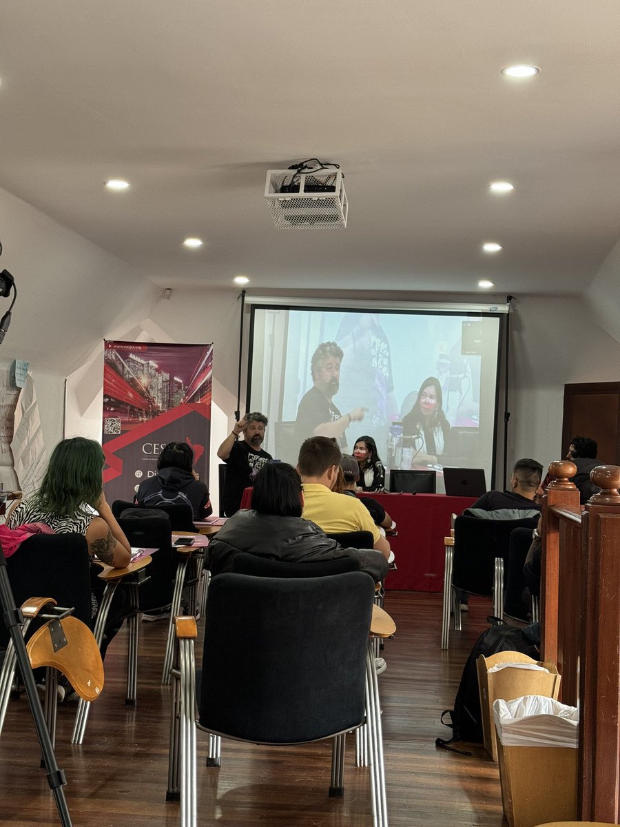 JuanaPeláez tweet media
