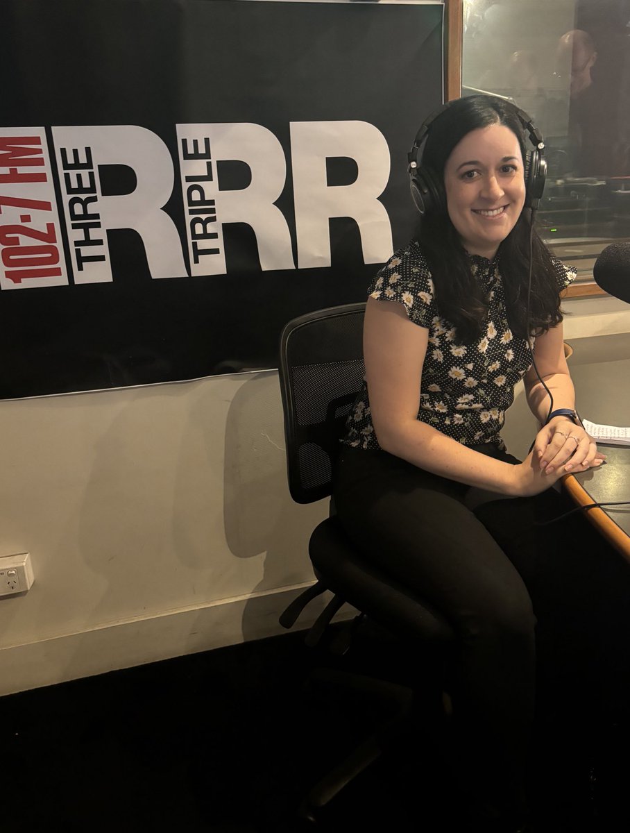 In the studio now is Lauren Howson, NHMRC Emerging Leadership Fellow and Senior Research Office in the Bryant Lab at the Immunology Division at WEHI #scienceiseverywhere #3RRRFM #science