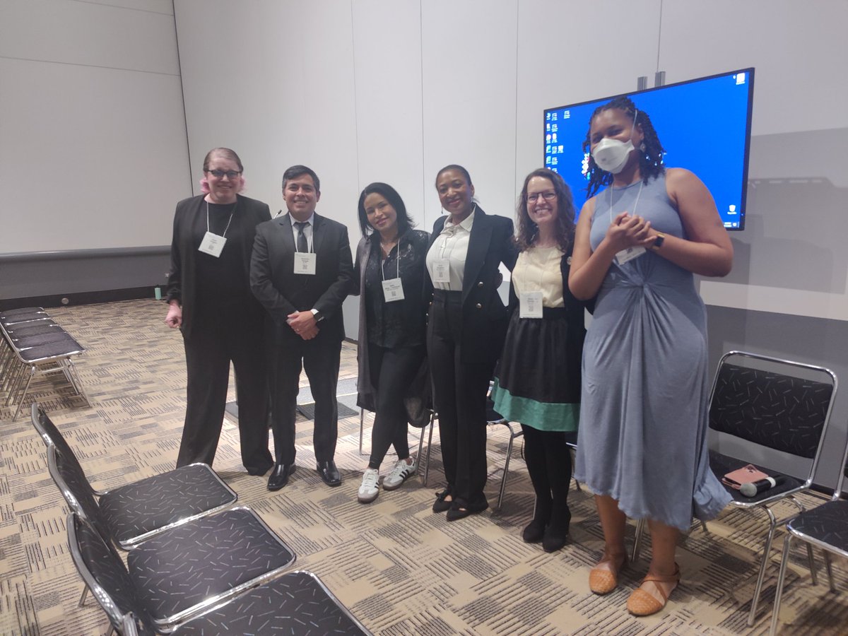 An absolute honor to talk today about the @AANmember sections for history, diversity, underrepresented groups and LBGTQIA+ with @DianaCejasMD @SALtheNeuroGal @gwen_zeigler @alexvargasmd and Alexis Simpkins #AANAM