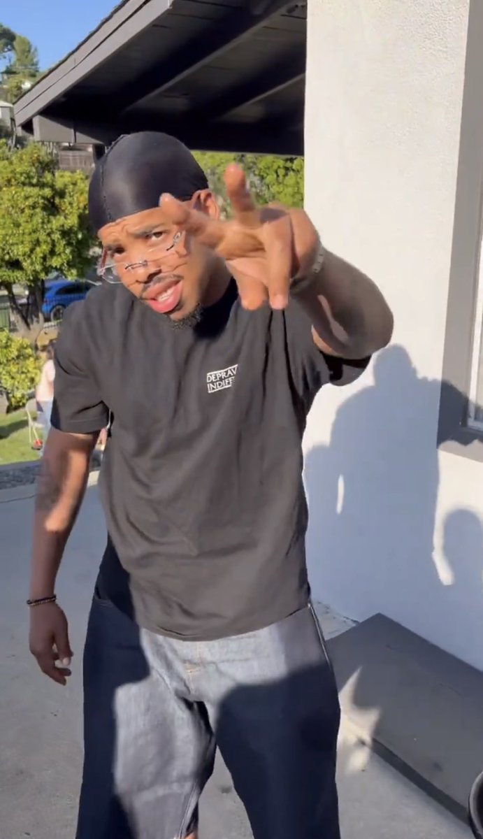 BlackGuyCarter's tweet photo. my mood all summer 24 https://t.co/VCl8rXu3JZ