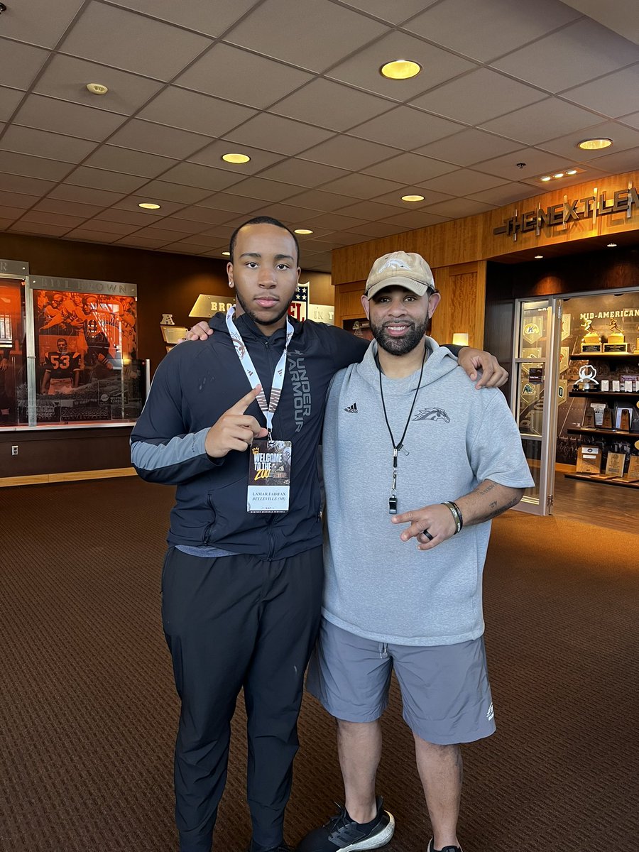 lamar_fairfax's tweet photo. Had a great day today at Western Michigan loved how much energy the players and coaches had and loved the campus also. #gobronco #zoo https://t.co/DxexYjE9MC
