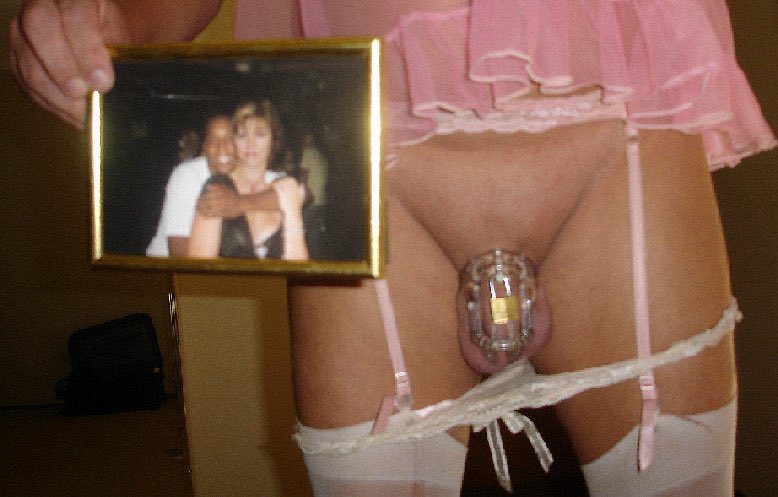 Exposureofsissy's tweet photo. @sluttymak Cuckolds always need to be caged! https://t.co/saUhm7ggKg