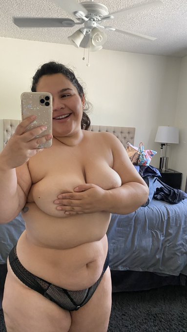 Chat with me https://t.co/TuyErCOaNM https://t.co/C4zAGSoMlZ
