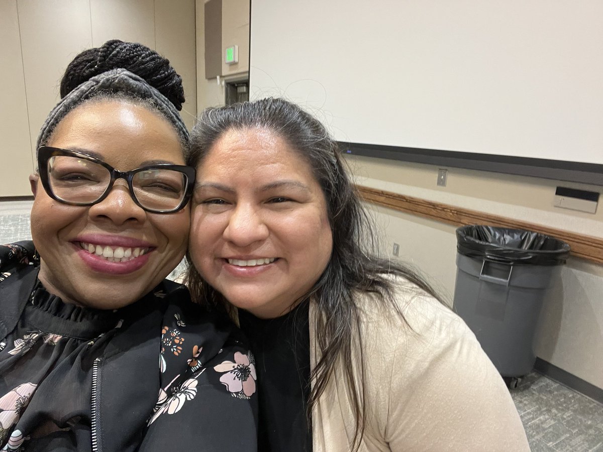 We made it to the finish line! What an amazing journey of learning the science of reading. Congrats to everyone! @Horn_Dream_Big <a href="/AliefISD/">Alief ISD</a> <a href="/AISD_RDG_ACAD/">AISD Reading Academy</a>