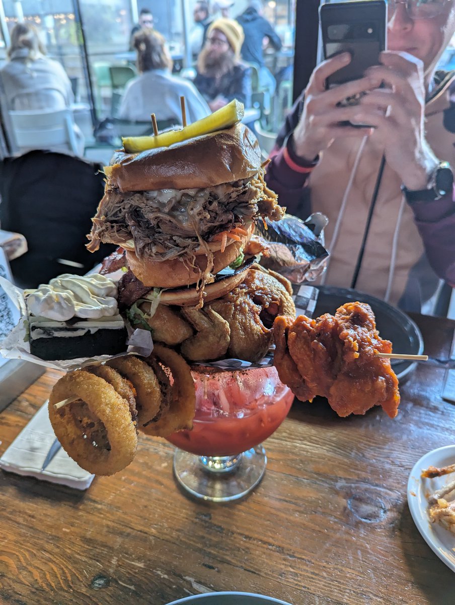 mediarz's tweet photo. Soooo @greliton and I did a thing..
The pre-appy caeser was not needed. Lol.
#MistakesWhereMade https://t.co/F8kvqRk0jJ